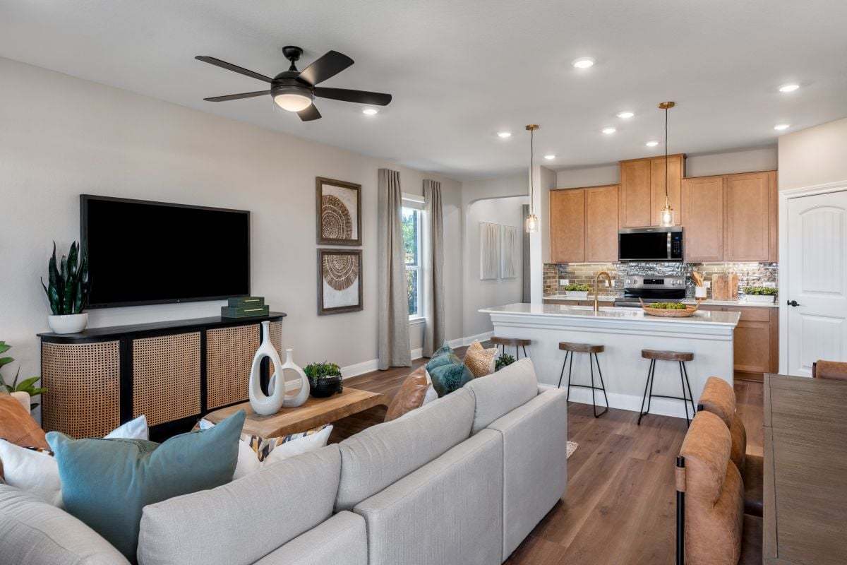 Plan 2527 Modeled - Great room