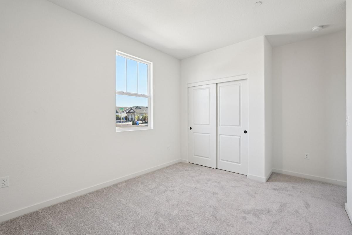 Secondary bedroom