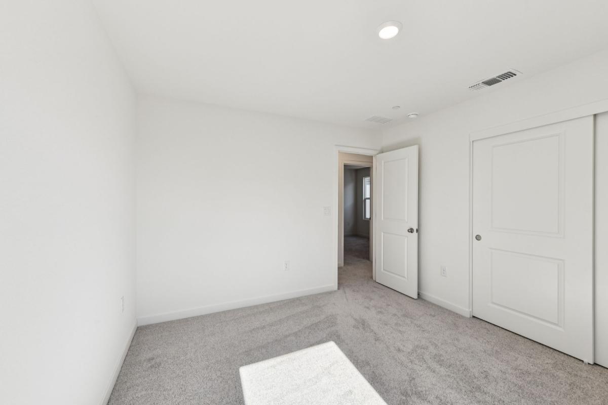 Secondary bedroom