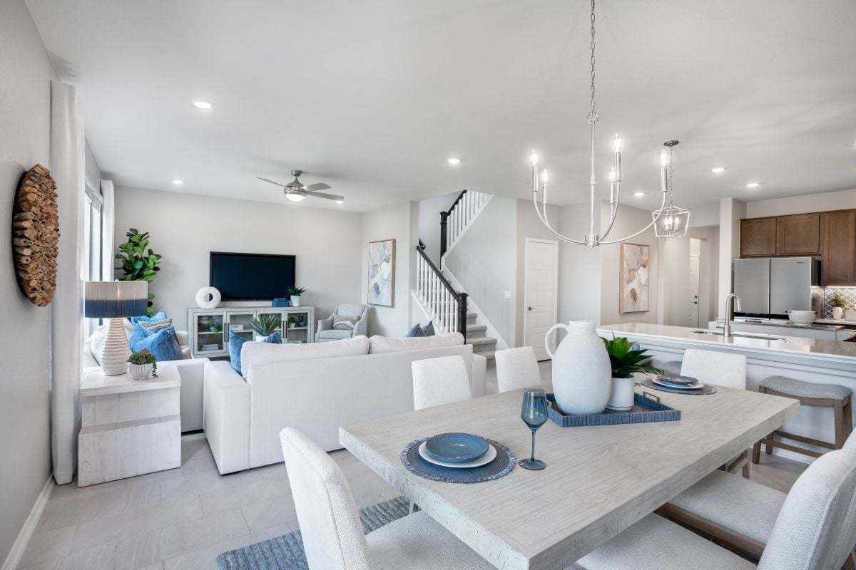 Plan 2458 Modeled - Great room