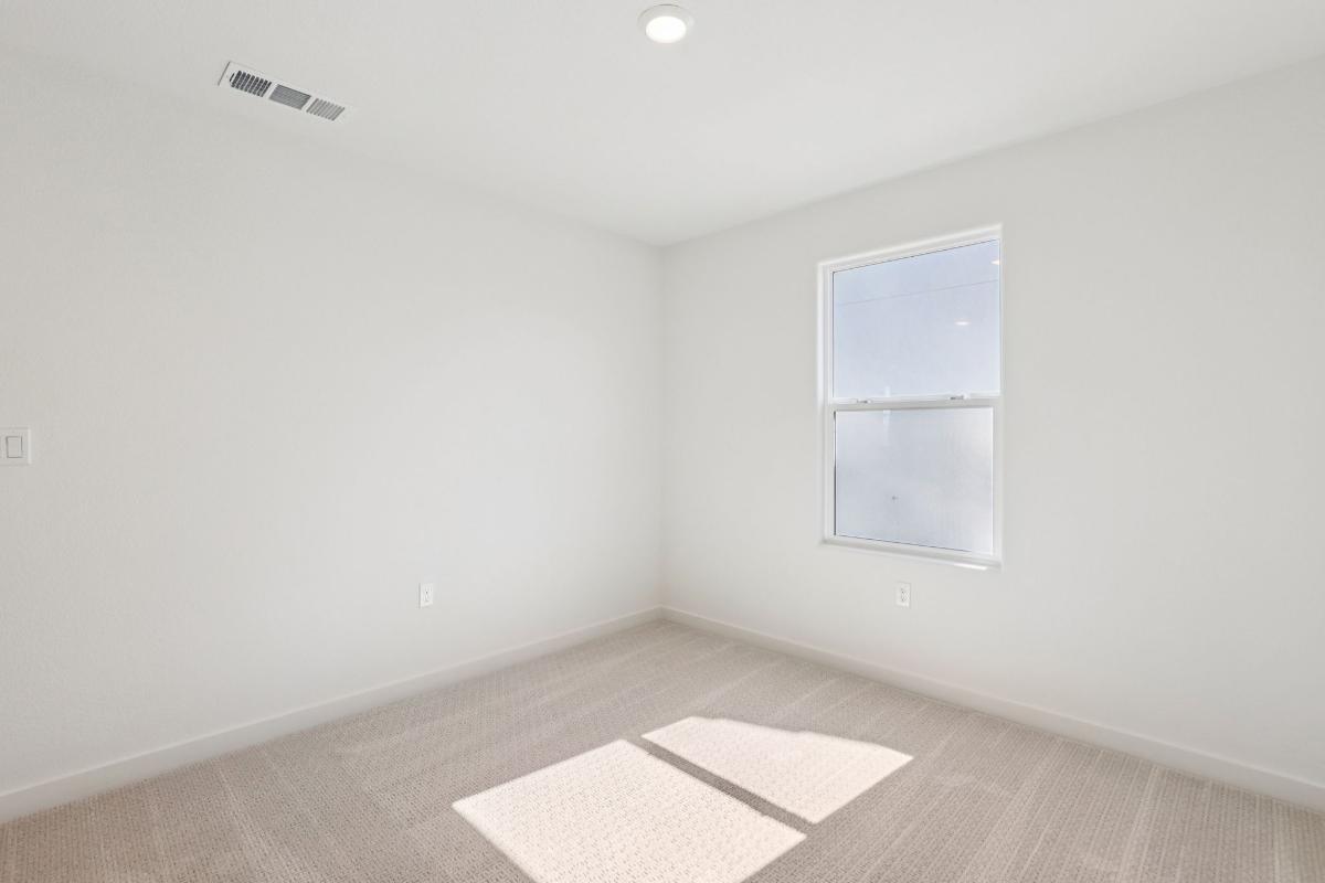 Secondary bedroom