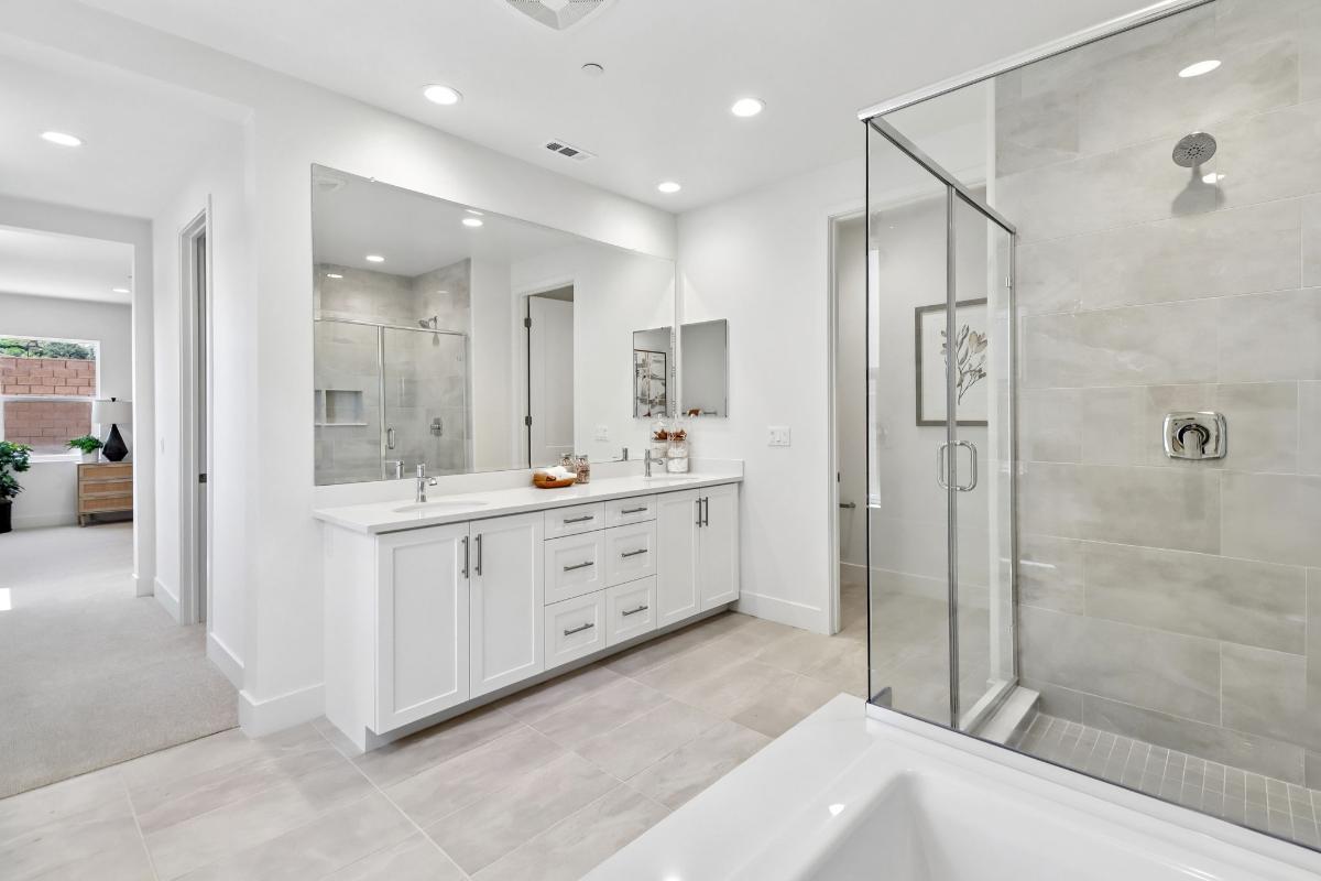 Primary bath