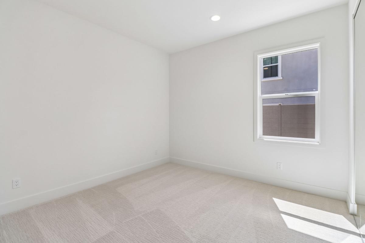 Secondary bedroom
