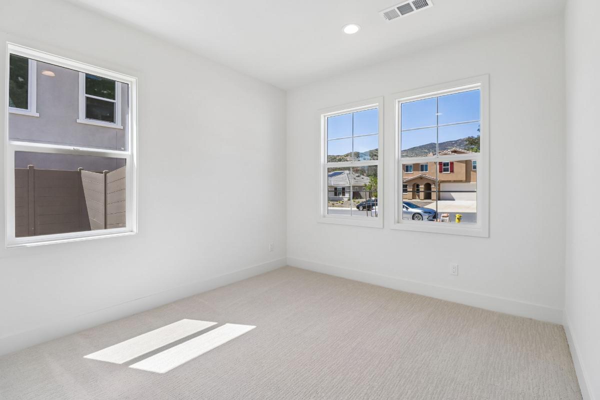 Secondary bedroom