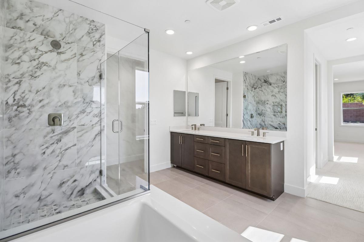 Primary bath