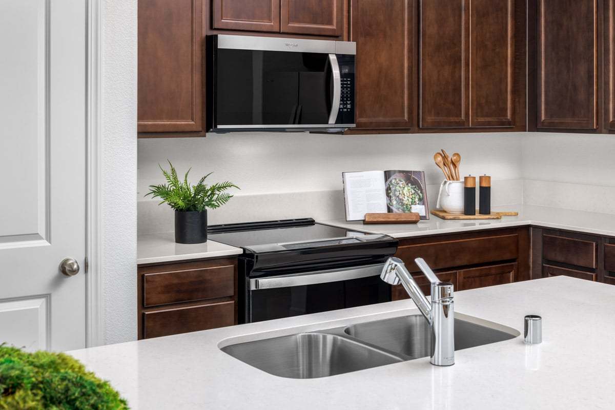 Plan 1562 Modeled - Kitchen