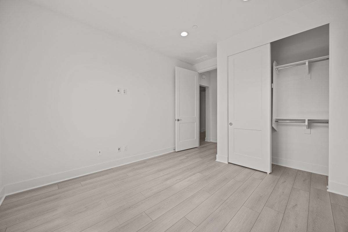 Secondary bedroom