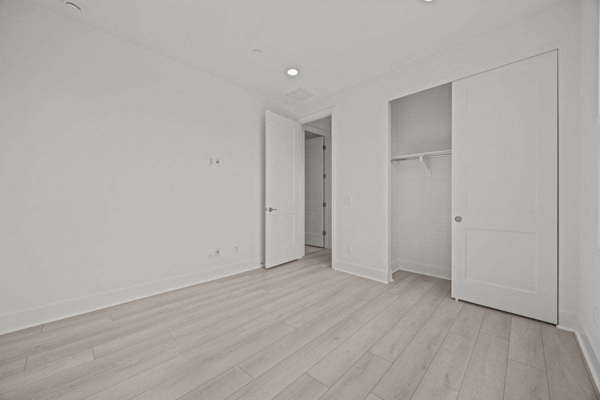 Secondary bedroom
