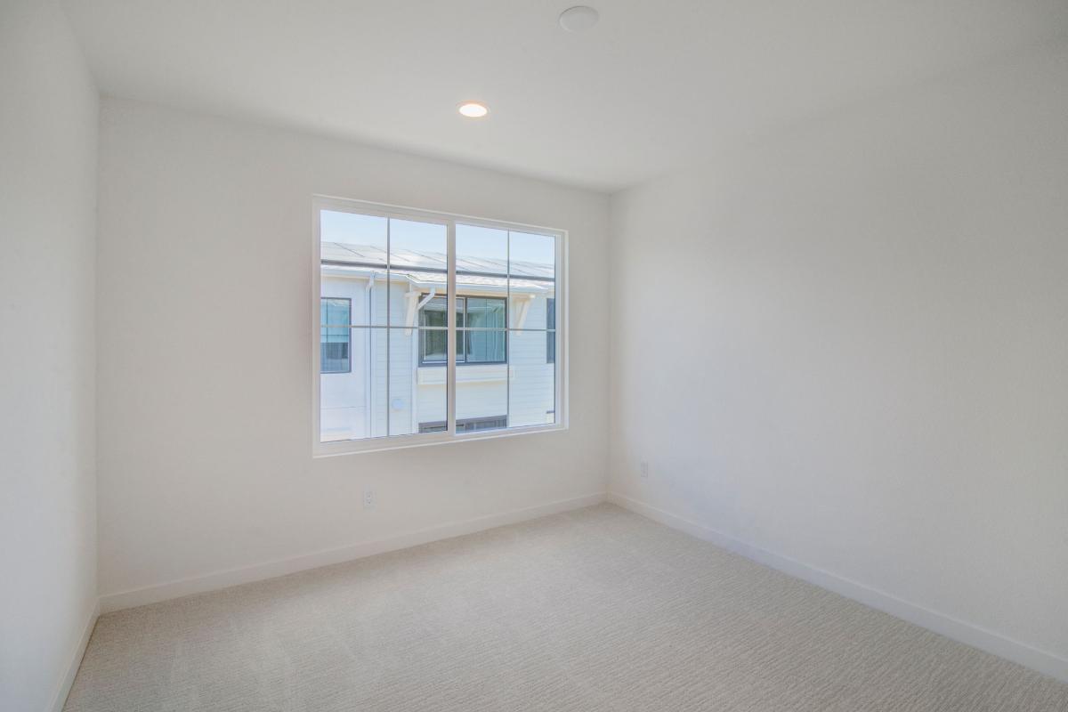 Secondary bedroom