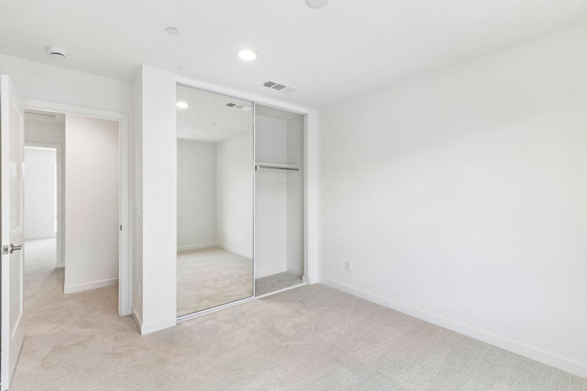 Secondary bedroom