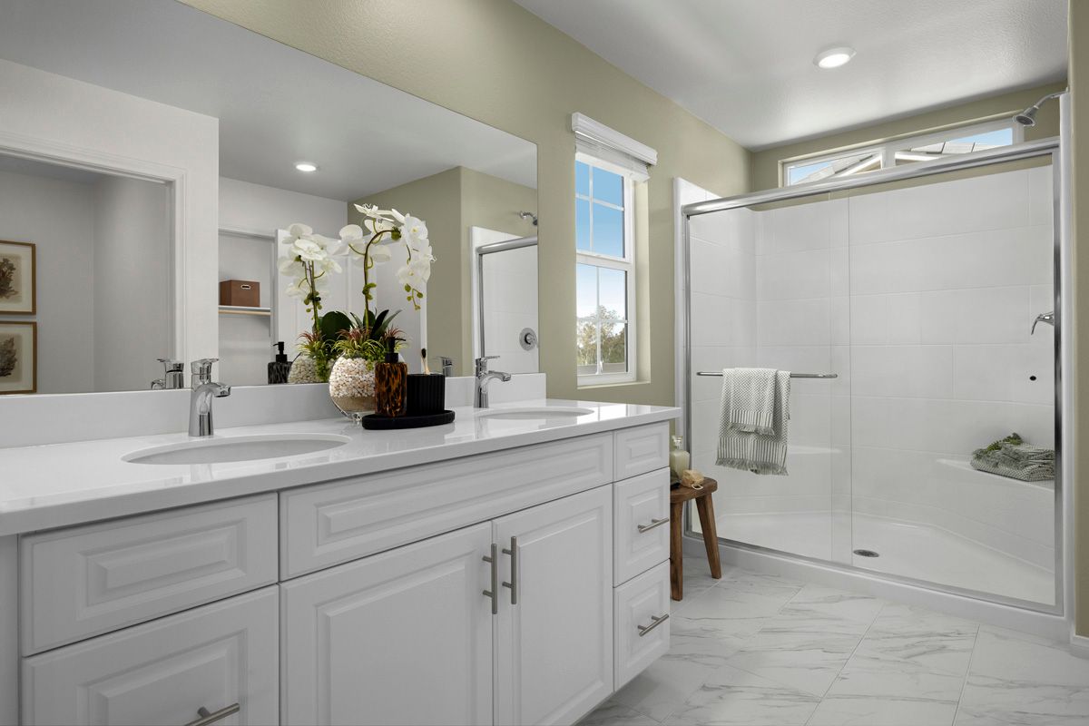 Plan 2056 Modeled - Primary bath