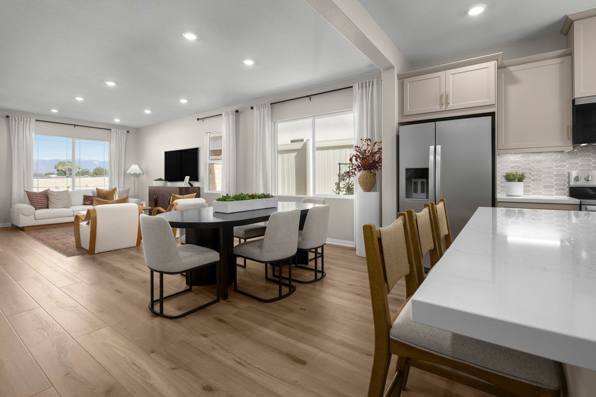 Plan 2244 Modeled - Dining area