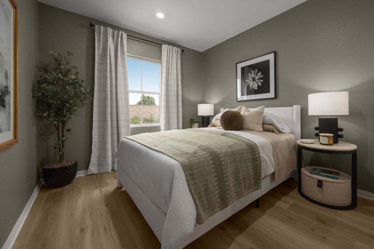 Secondary bedroom