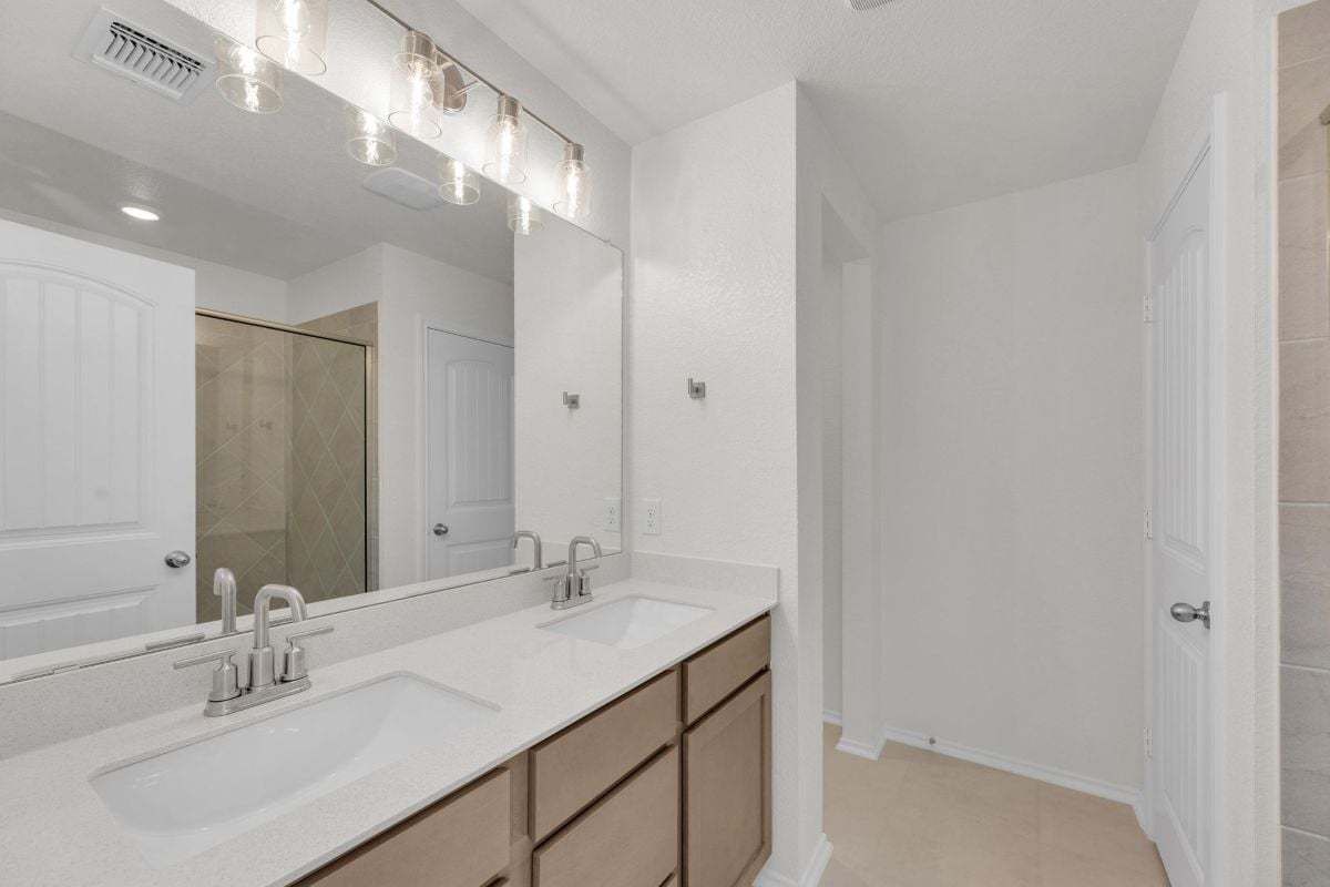 Primary bath