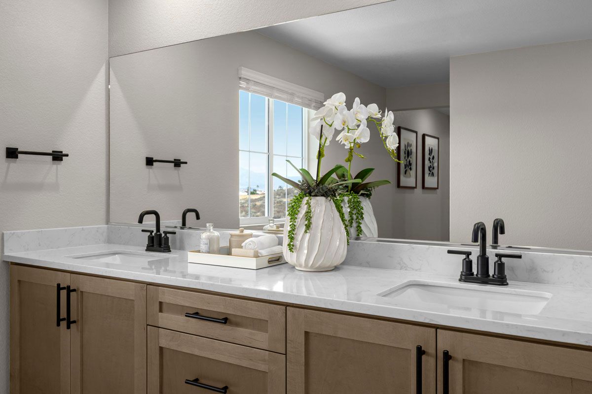 Plan 2763 Modeled - Primary bath