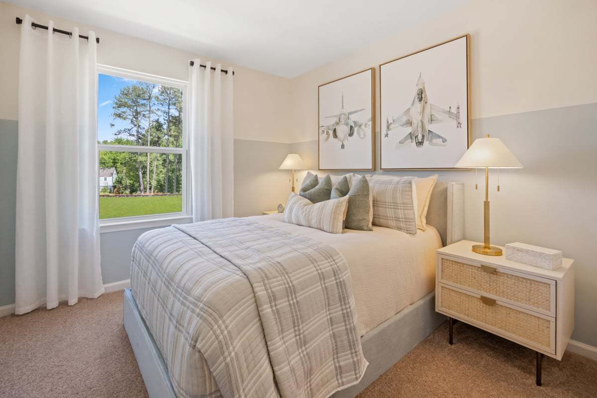 Secondary bedroom