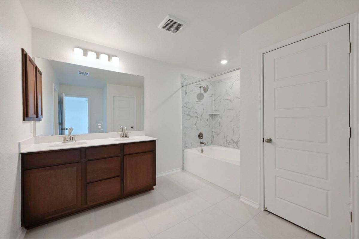 Primary bath