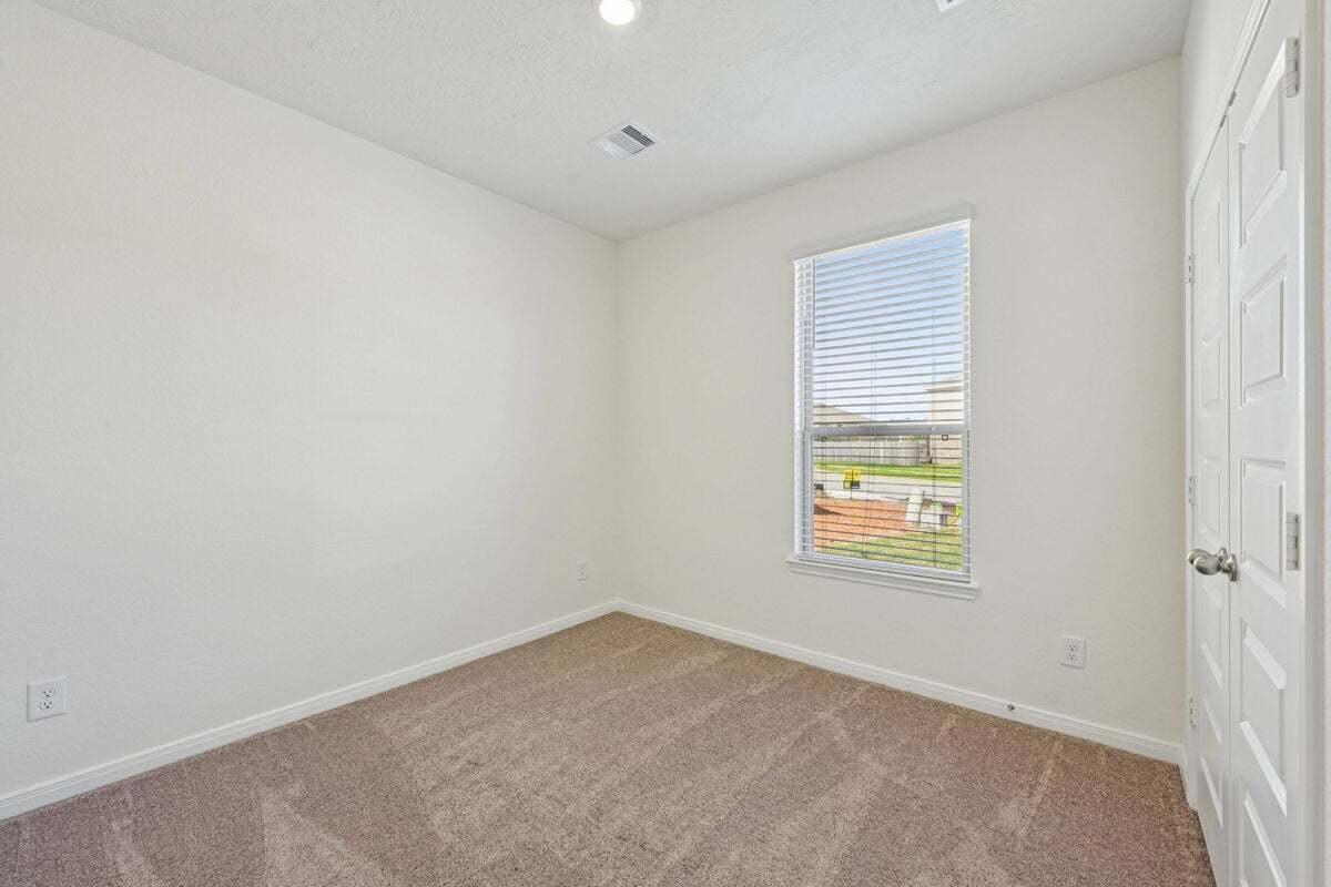 Secondary bedroom
