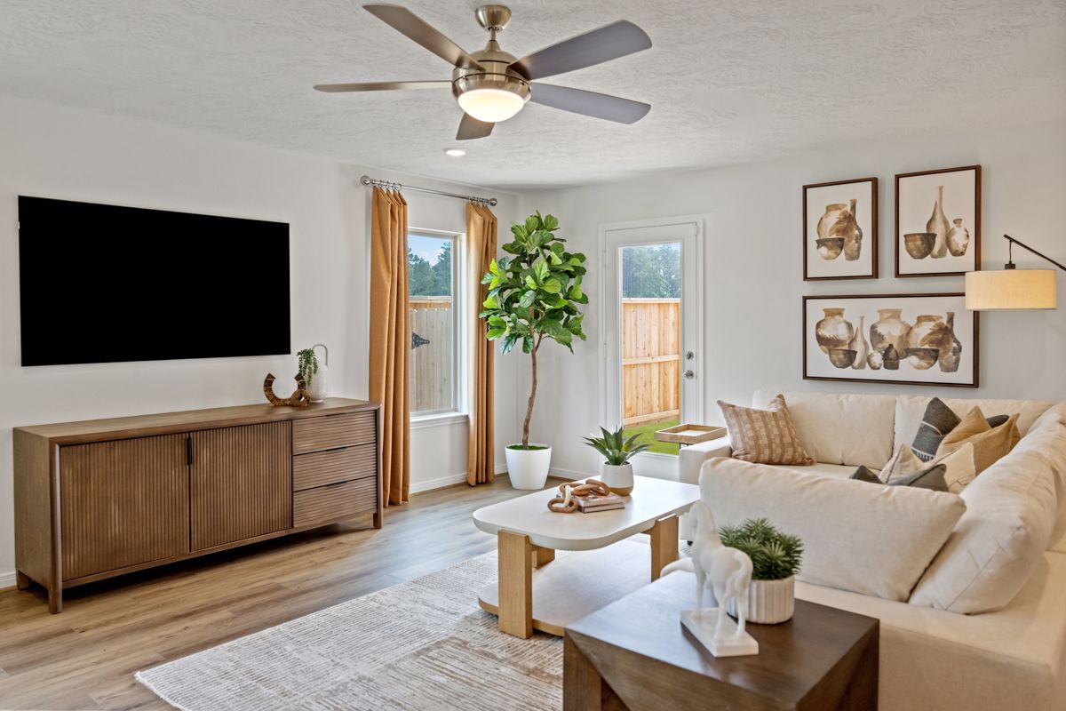Plan 1549 Modeled - Great room