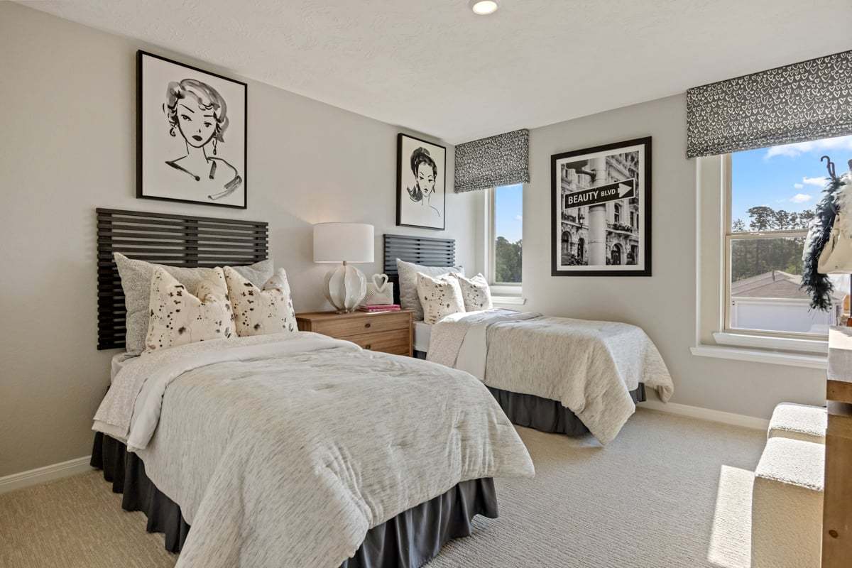 Secondary bedroom