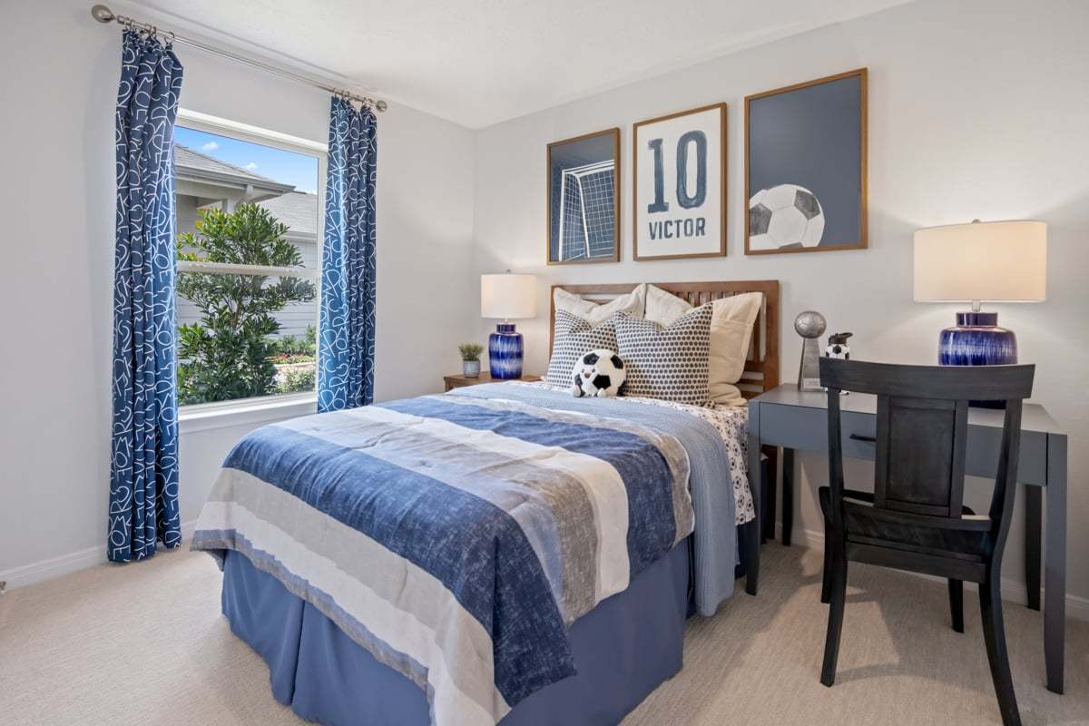Secondary bedroom