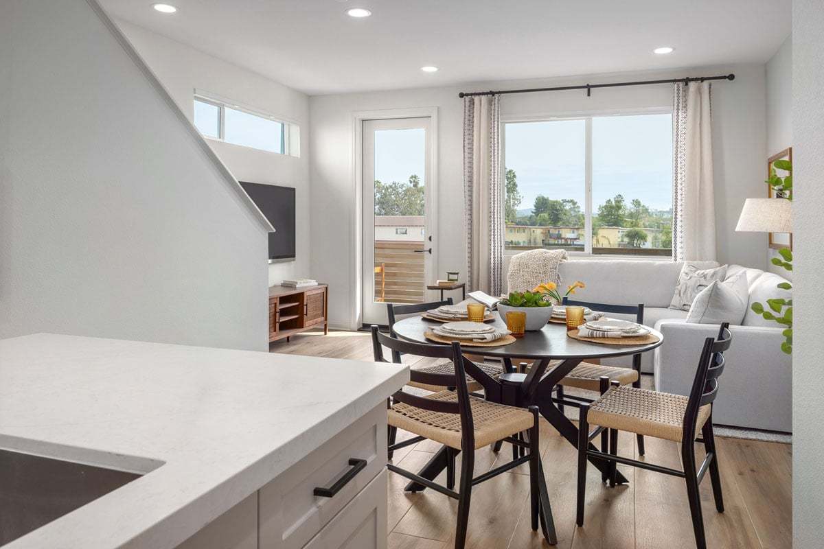 Plan 1709 Modeled - Dining area