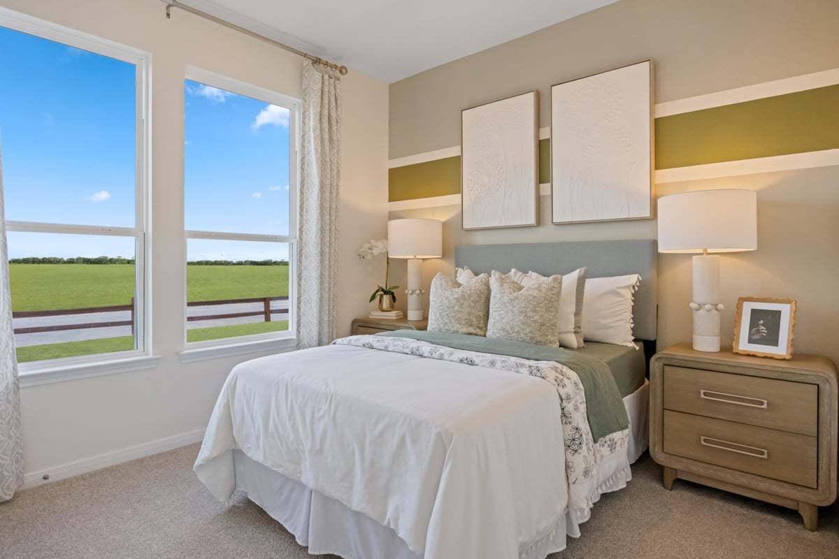 Secondary bedroom