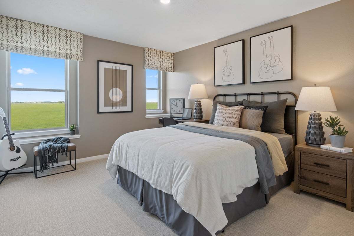 Secondary bedroom