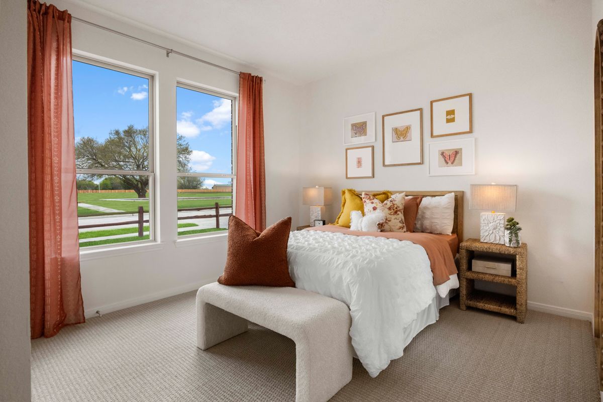 Secondary bedroom