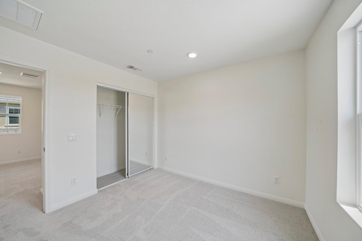 Secondary bedroom