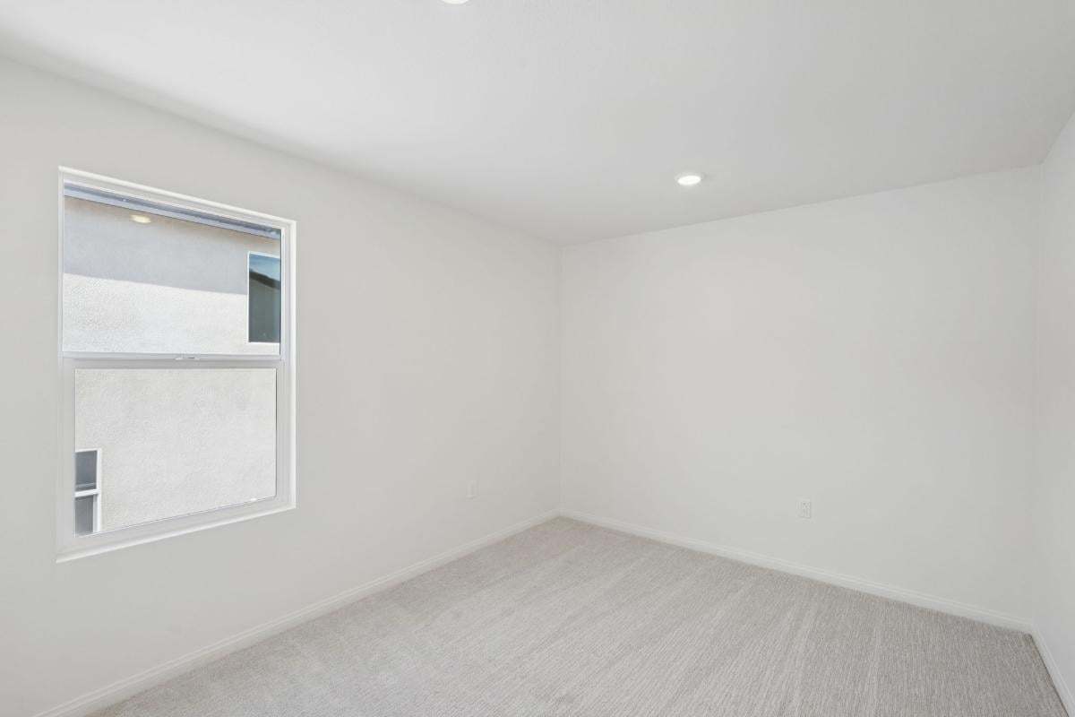 Secondary bedroom