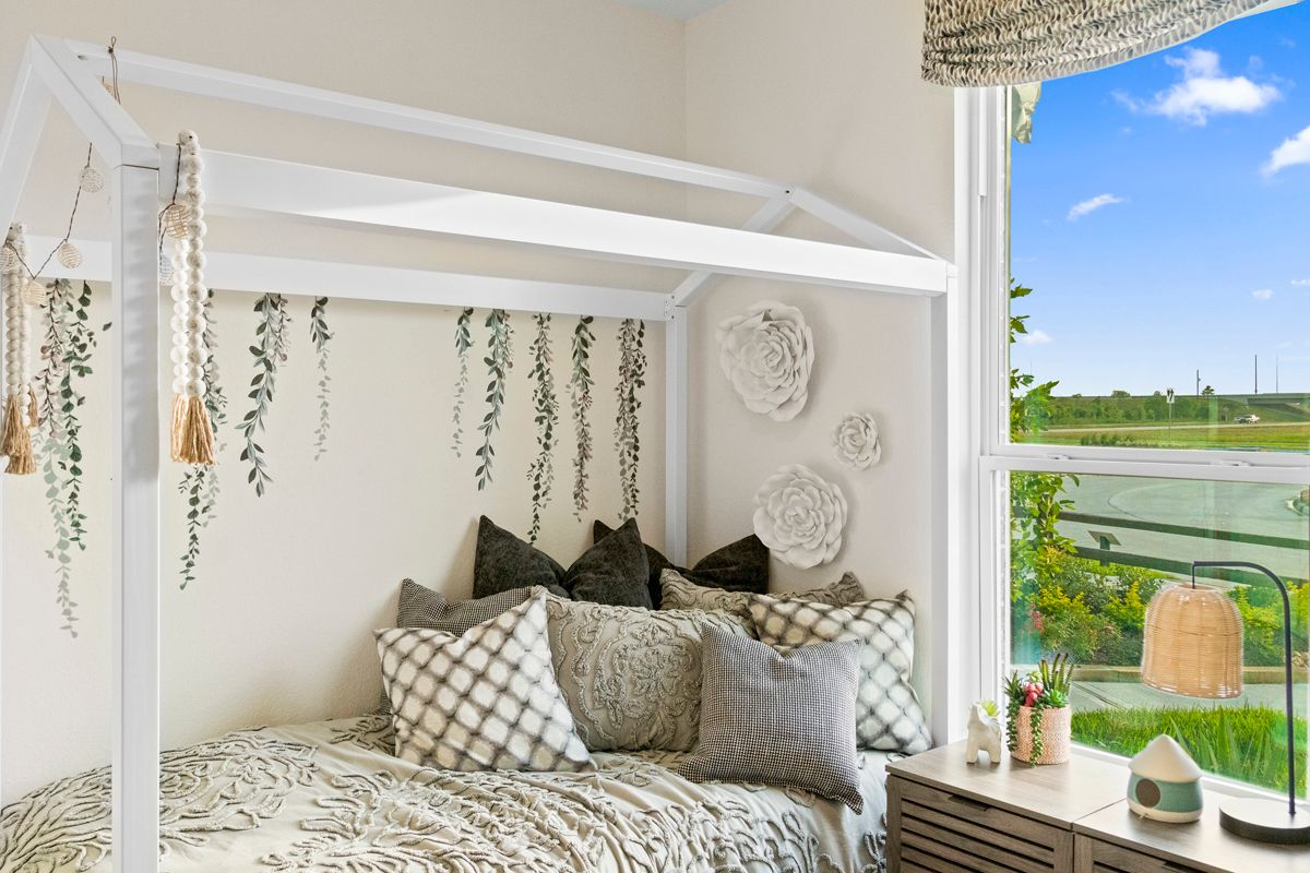 Plan 1631 Modeled - Secondary bedroom