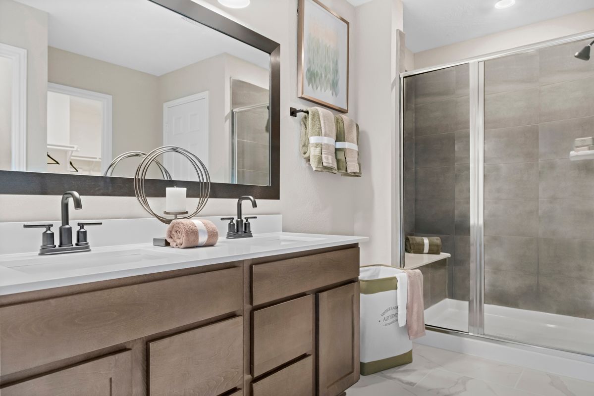 Plan 1780 Modeled - Primary bath