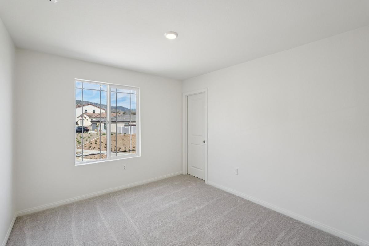 Secondary bedroom