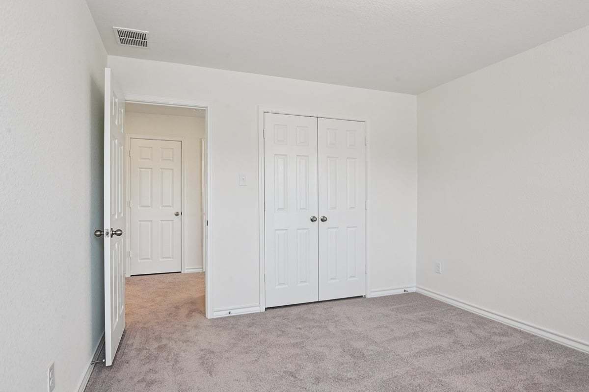 Secondary bedroom