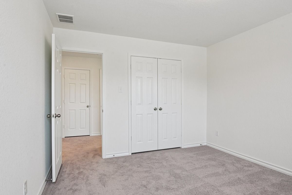 Secondary bedroom