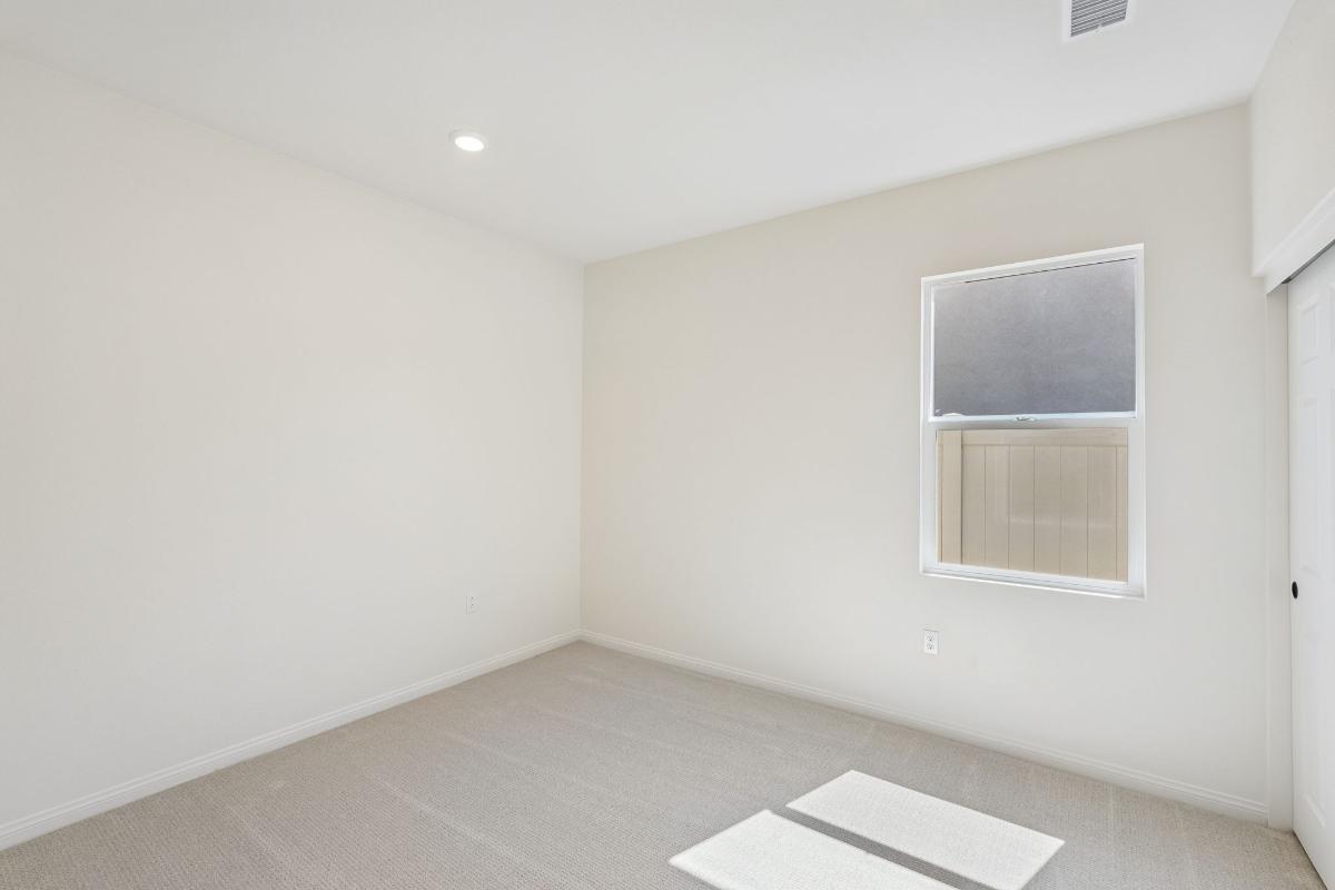 Secondary bedroom