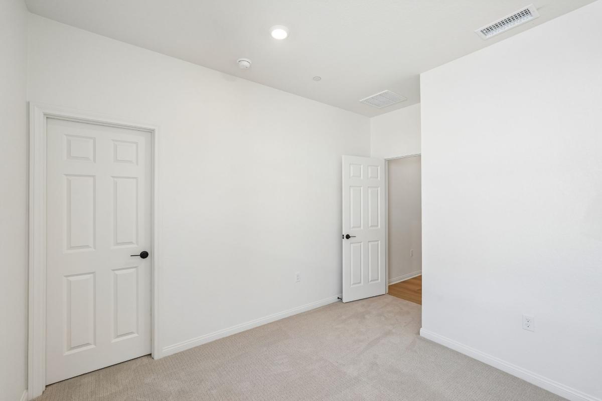 Secondary bedroom