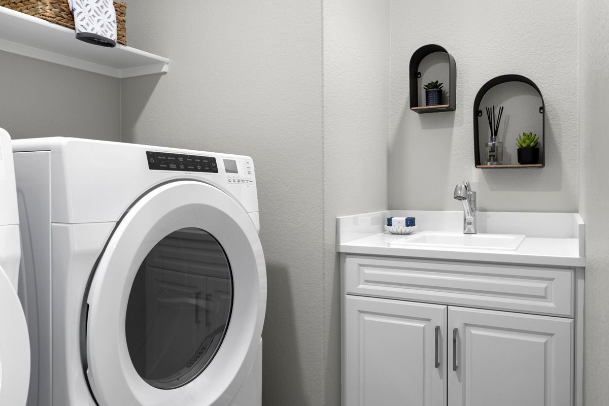 Plan 2000 Modeled - Laundry room