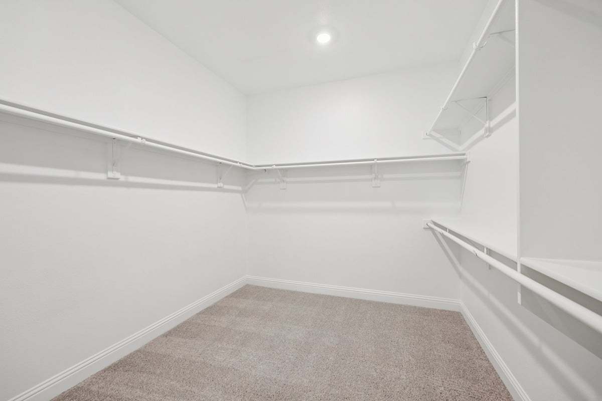 Walk-in closet