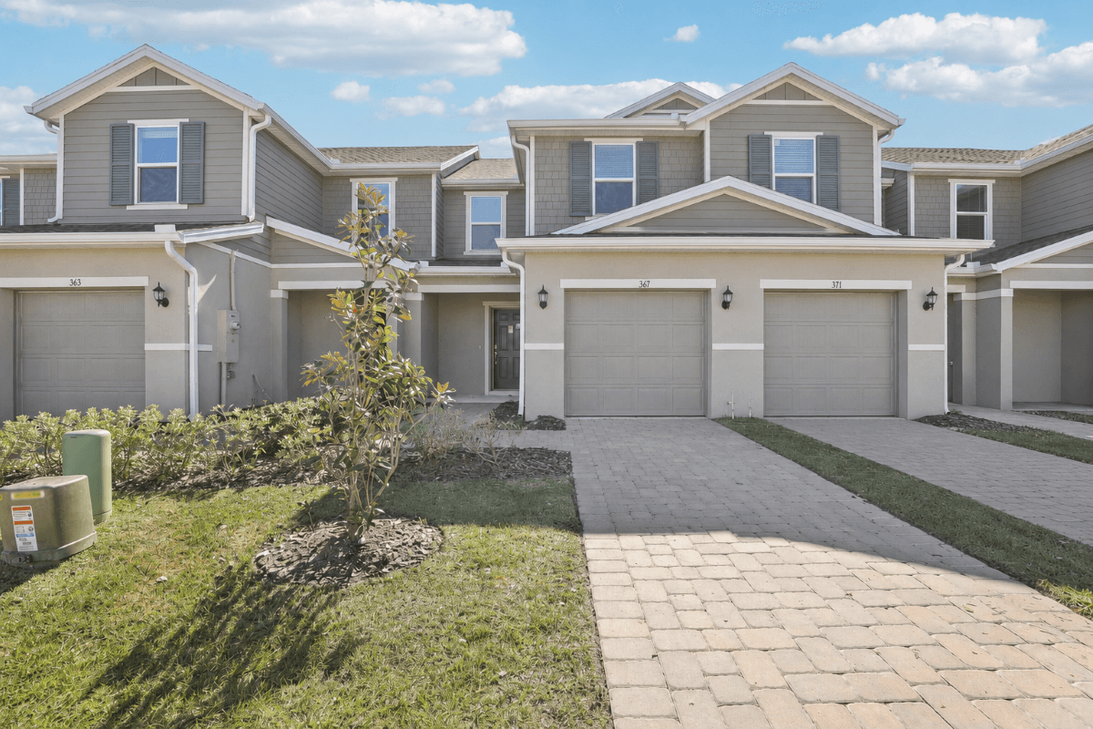Plan 1463 Modeled - Reserve at Forest Lake Townhomes: Lake Wales, Florida - KB Home