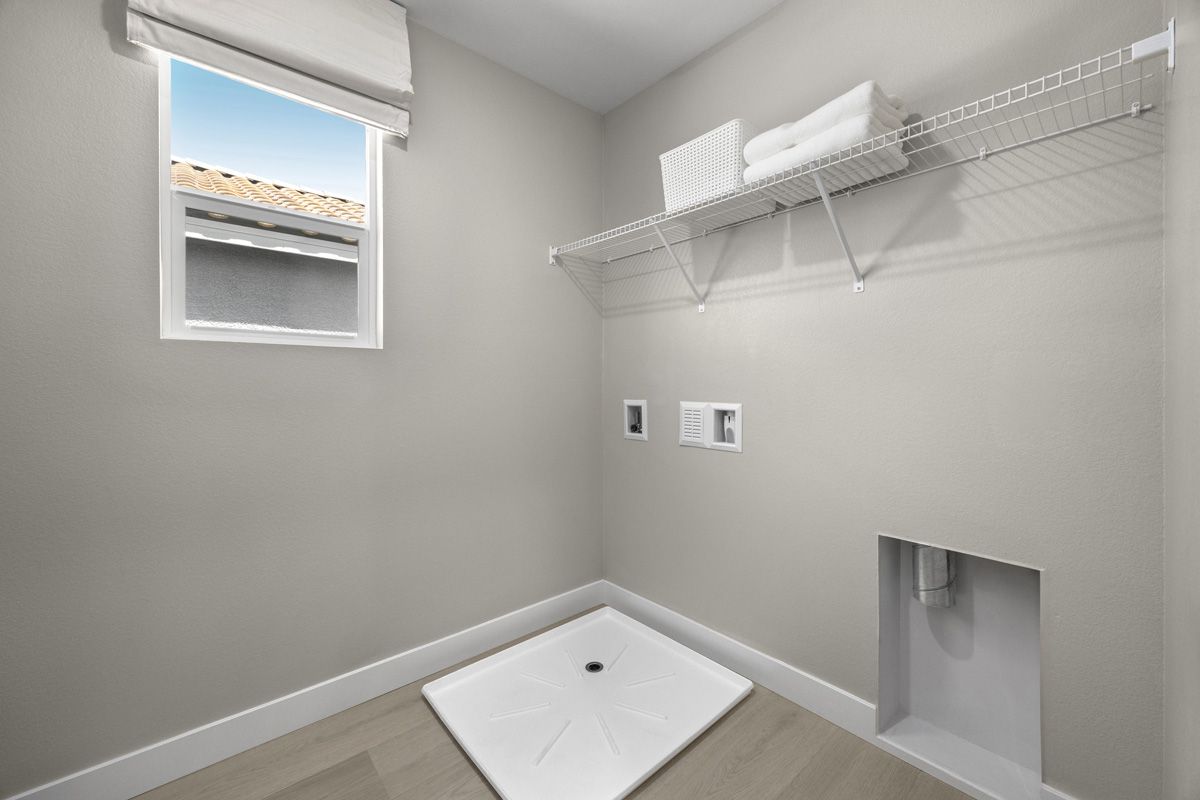 Plan 2069 Modeled - Laundry room
