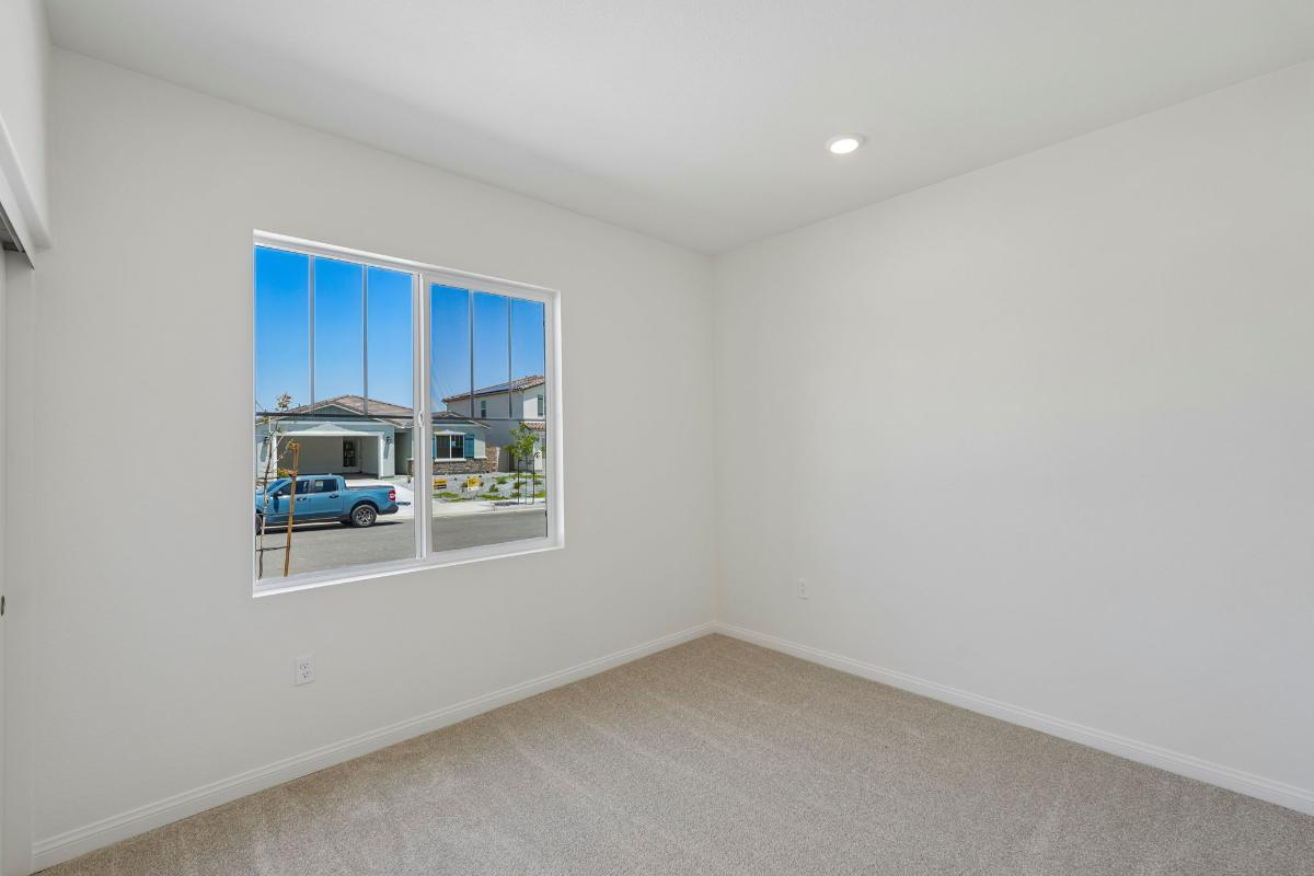 Secondary bedroom