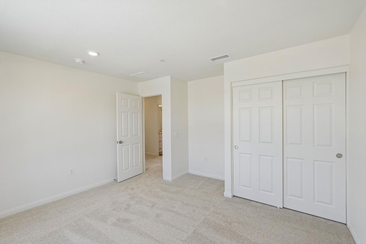 Secondary bedroom