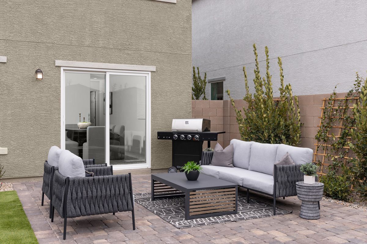 Plan 2069 Modeled - Patio