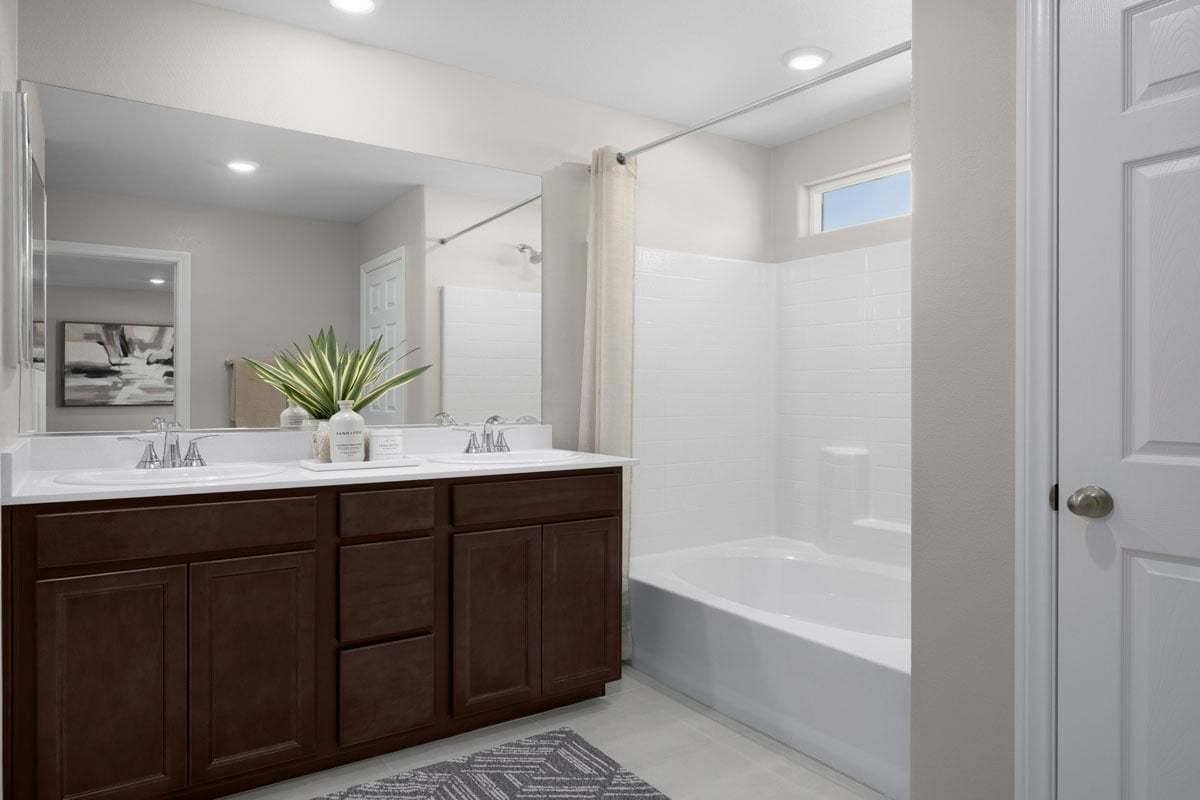 Primary bath