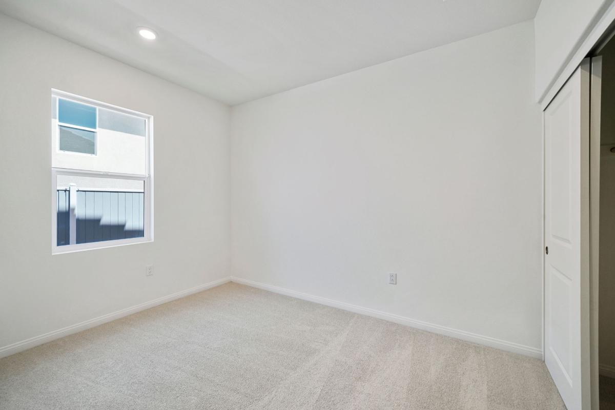 Secondary bedroom