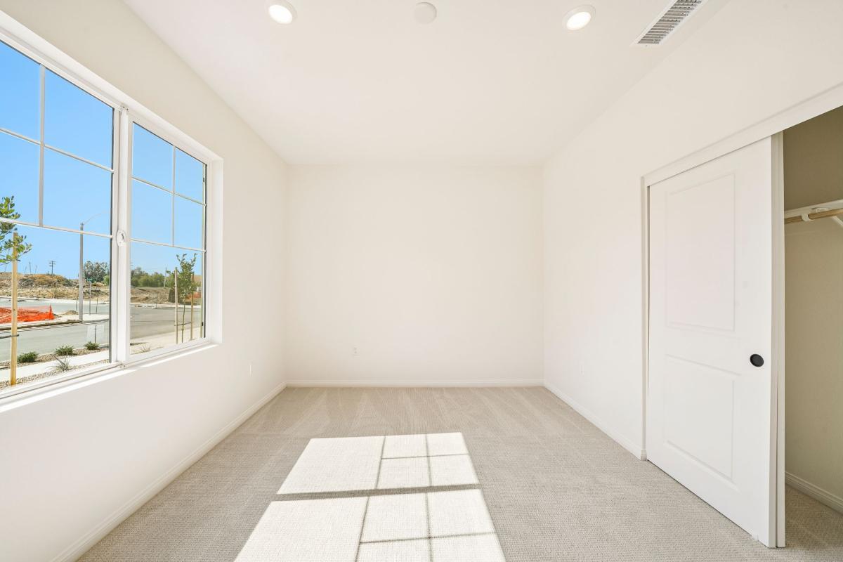 Secondary bedroom