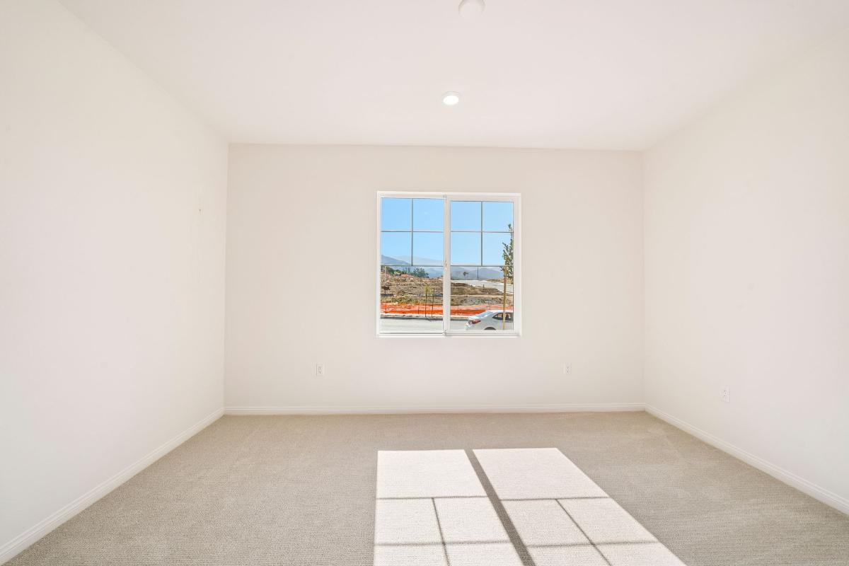 Secondary bedroom