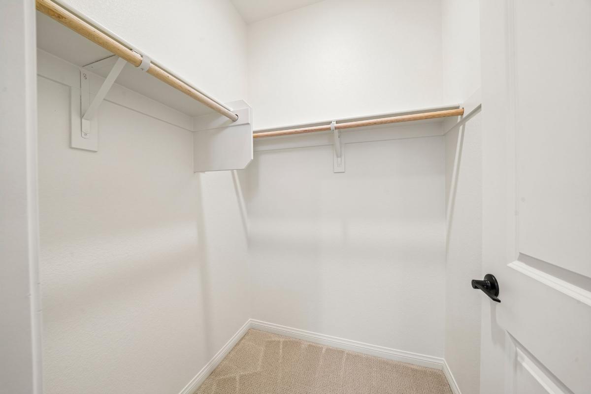 Walk-in closet